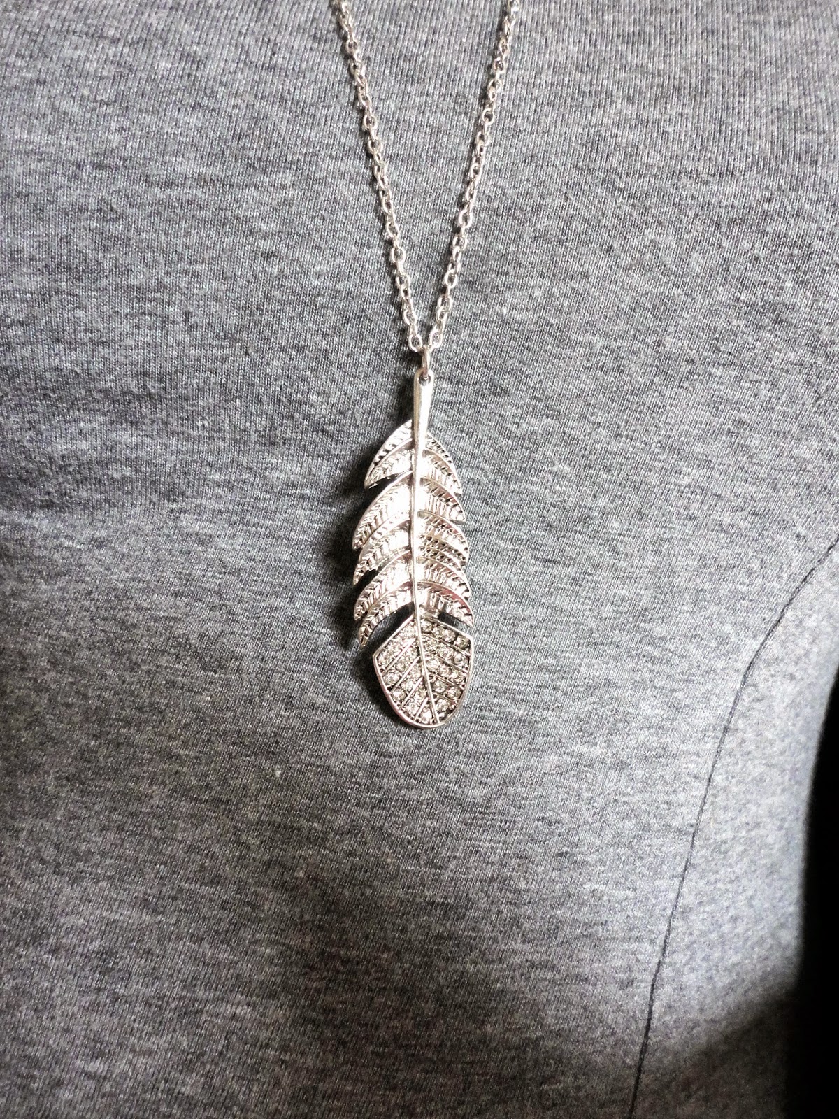 silver feather pendant necklace