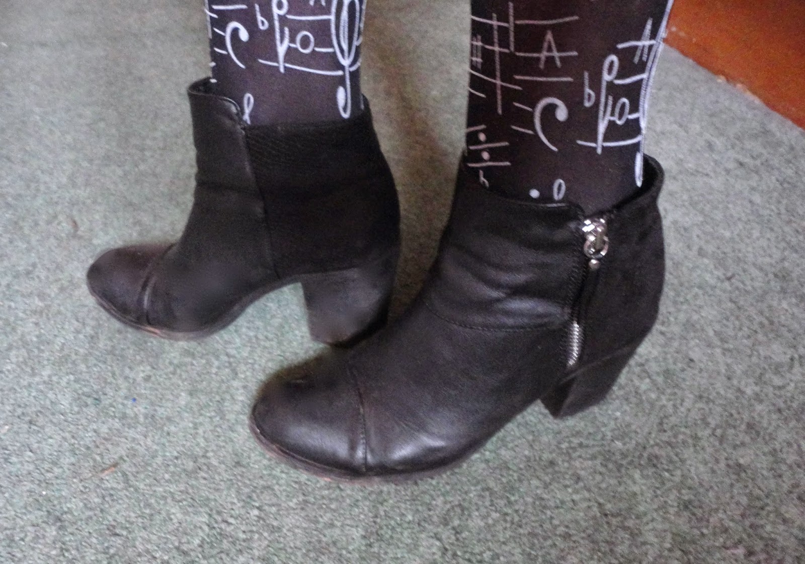 musical note tights with black heeled ankle boots