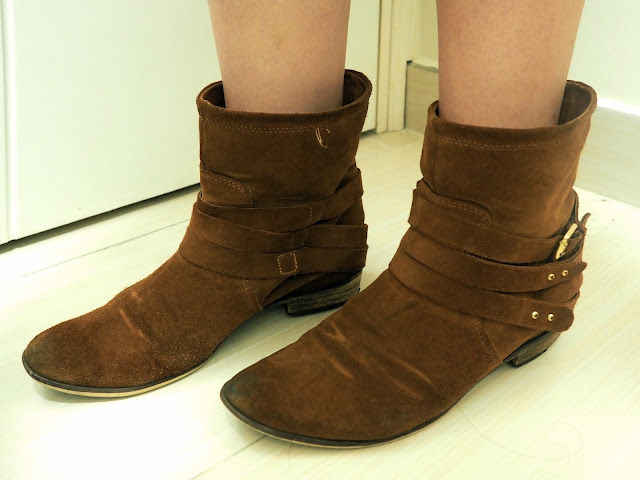 Off to Work | outfit details of soft brown buckled ankle boots