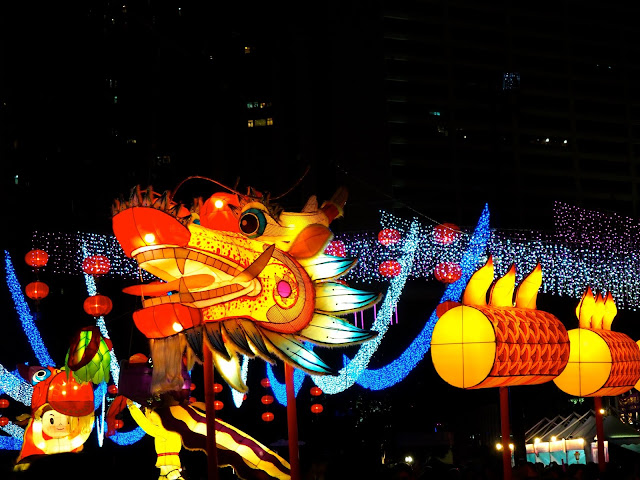 Dragon lantern display | Hong Kong Urban Mid-Autumn Festival in Victoria Park