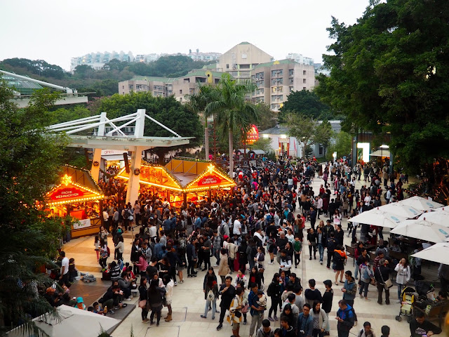 Crowds outside Stanley Plaza at the German Christmas Market, Hong Kong