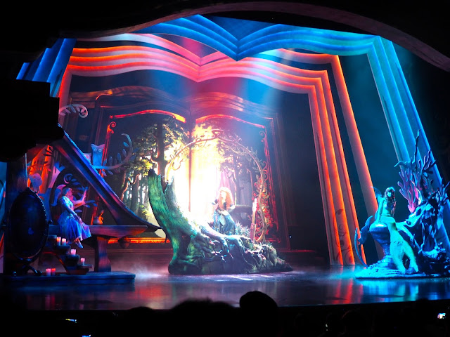 Scene with Ariel, Rapunzel and Merida from Mickey and the Wondrous Book stage show | Disneyland Hong Kong