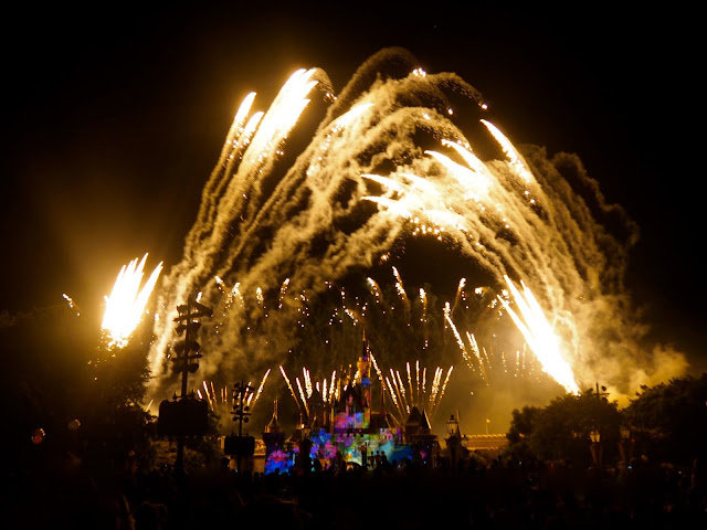Disney in the Sky fireworks display | Disneyland Hong Kong