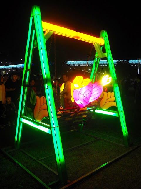 Working flower swing lantern at Jinju Lantern Festival, South Korea