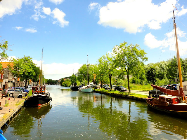 Boats in a canal in the Dutch countryside around Edam | Netherlands, Europe