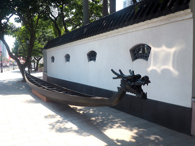 Dragon boat statue on the promenade in Aberdeen, Hong Kong