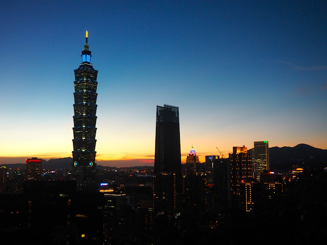 Night skyline after sunset from Elephant Mountain, Taipei, Taiwan