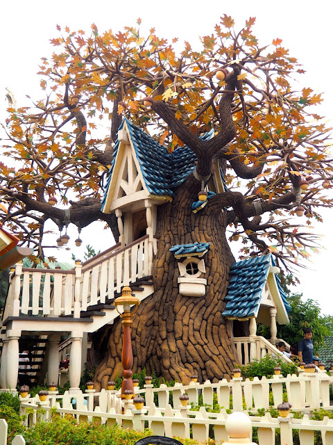 Chip & Dale Treehouse in Toon Town, Tokyo Disneyland, Japan