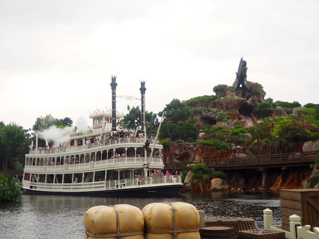 Mark Twain Riverboat & Splash Mountain, Tokyo Disneyland, Japan