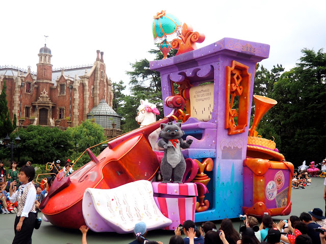 Aristocats float, Tokyo Disneyland, Japan