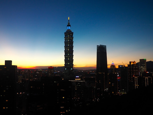 Taipei skyline from Elephant Mountain, Taiwan
