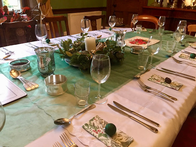 Christmas dinner table settings