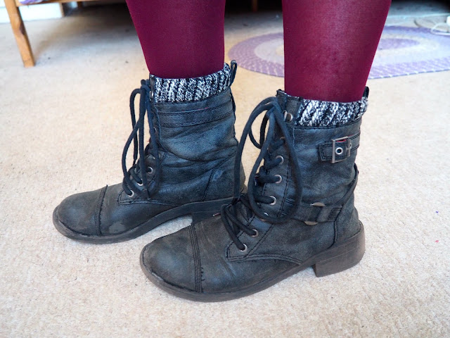 Door to Door - Outfit shoe details of black lace up biker boots, with pink tights