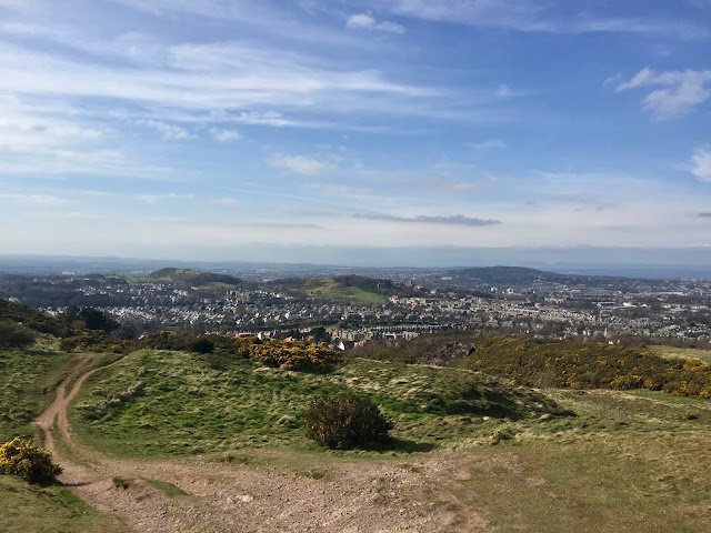 Views from the summit of Braid Hills hiking path, Edinburgh, Scotland