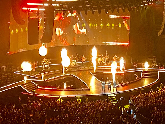 Jonas Brothers - Happiness Begins Tour - The SSE Hydro, Glasgow, UK