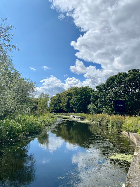 Path alongside the Union Canal, Edinburgh, Scotland